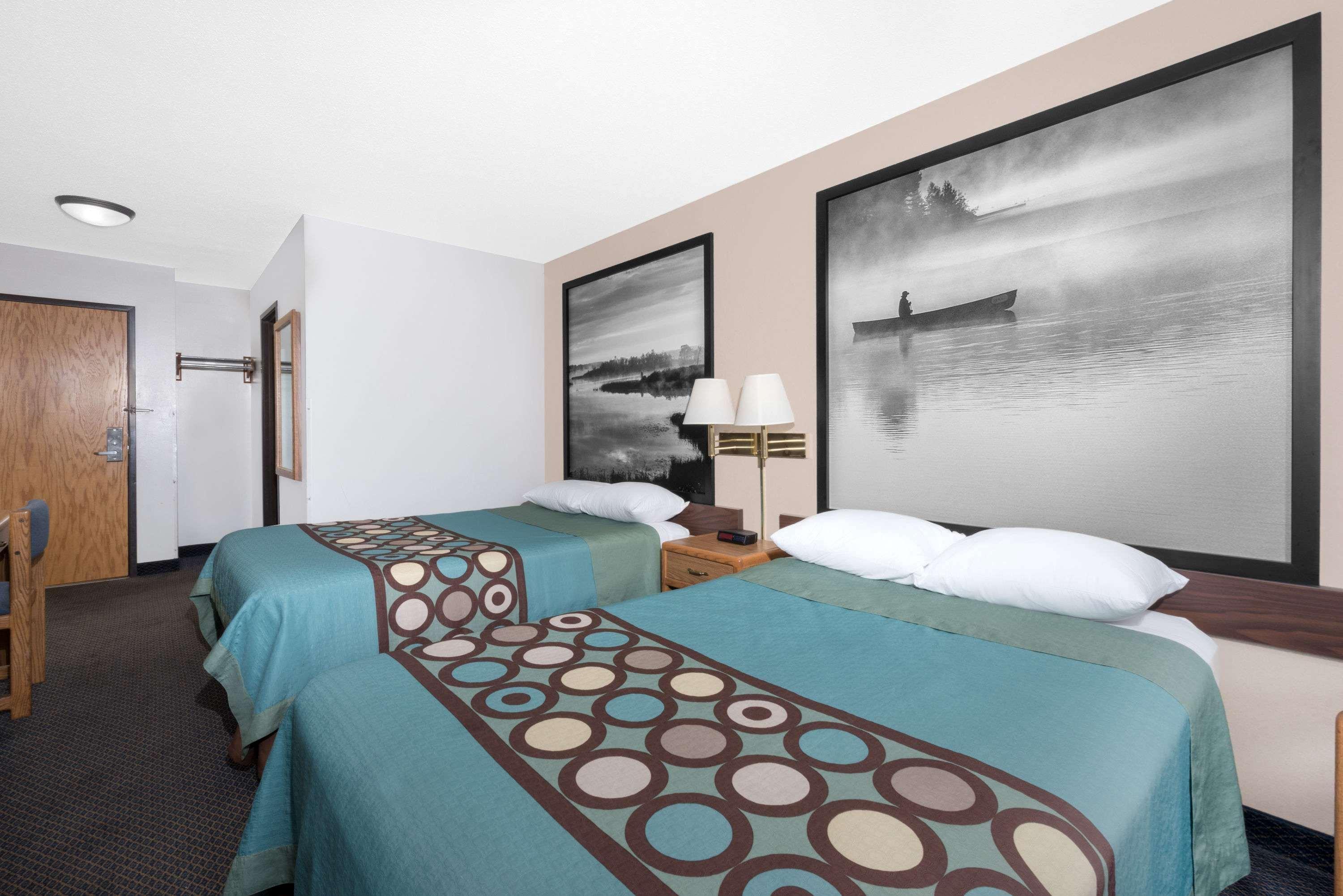 Super 8 By Wyndham 2* Duluth